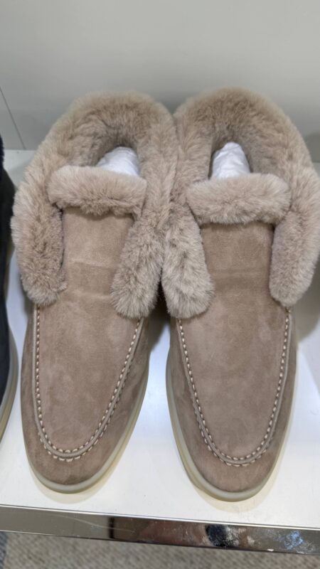 Loro piana summer walk authentic quality