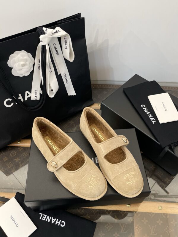 Chanel authentic quality shoes 2026