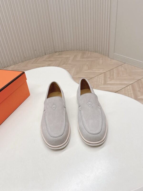 Hermes authentic quality shoes 2026