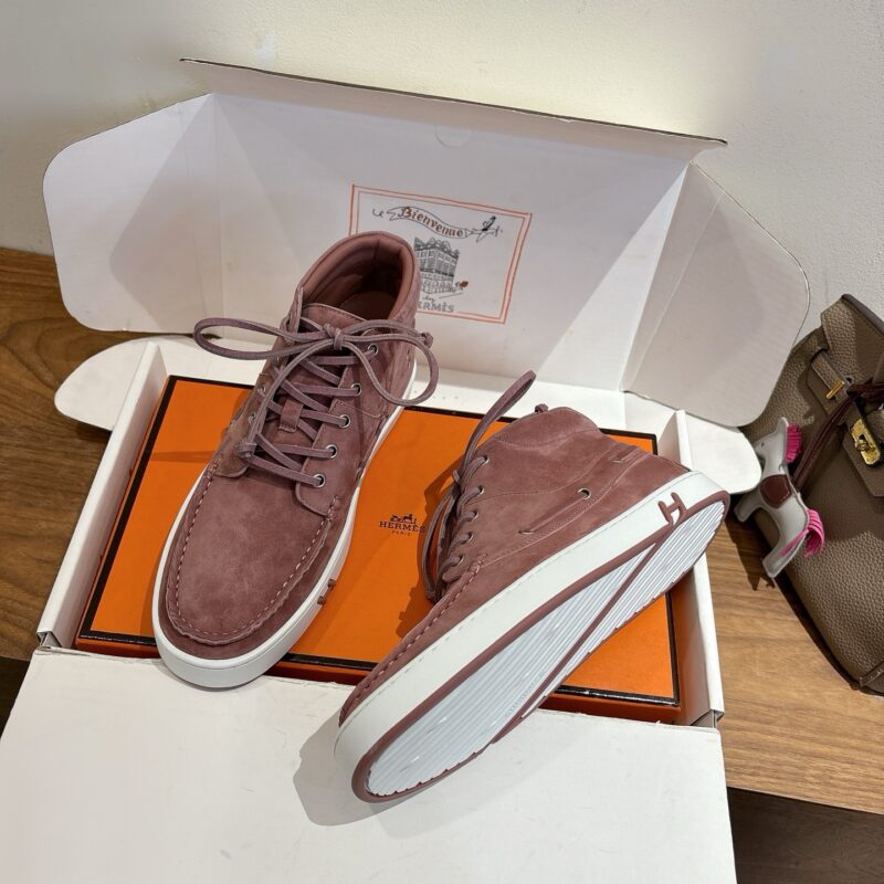 Hermes authentic quality sneakers 2026