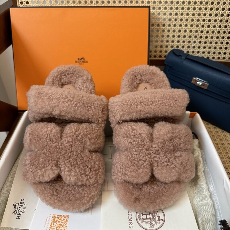 Hermes authentic quality shoes 2025