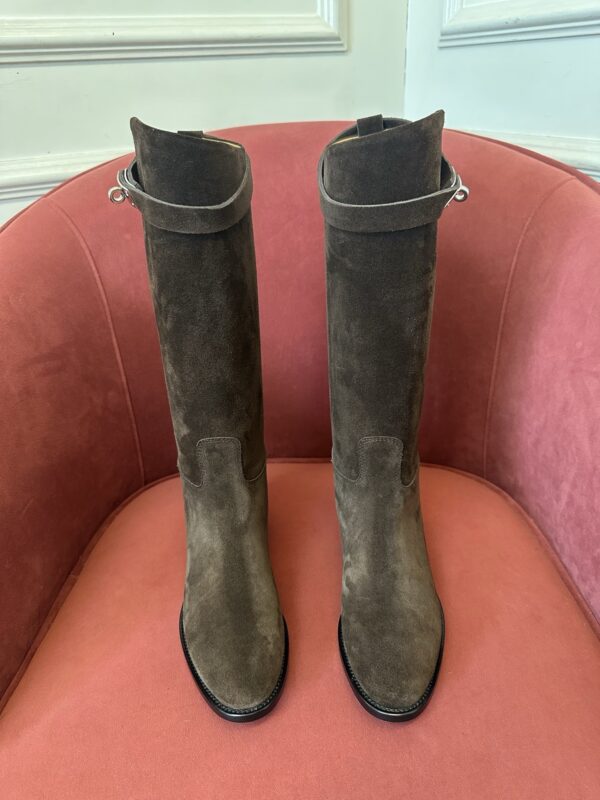 Hermes authentic quality boots 2025