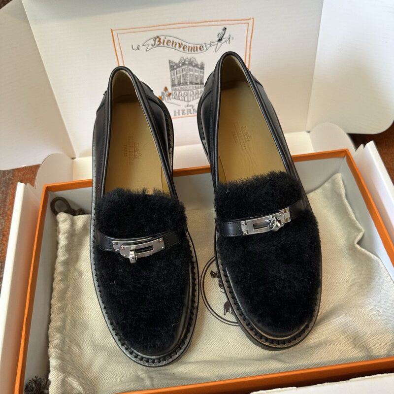 Hermes authentic quality shoes 2025