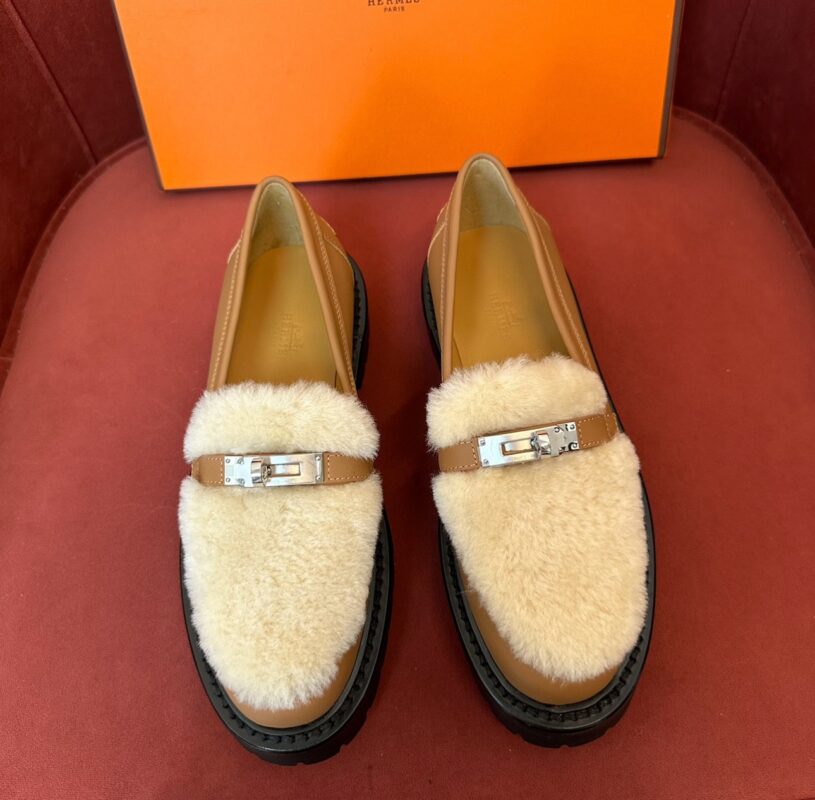 Hermes authentic quality shoes 2025