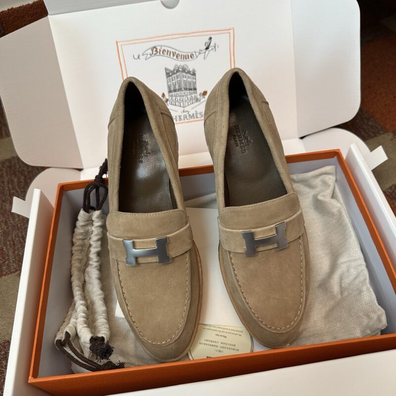 Hermes authentic quality shoes 2025