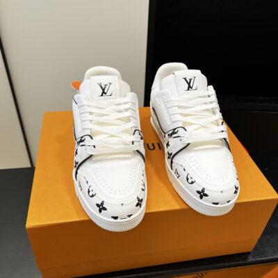 Louis Vuitton authentic quality sneakers 2026