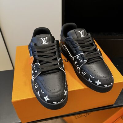 Louis Vuitton authentic quality sneakers 2026