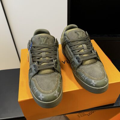 Louis Vuitton authentic quality sneakers 2026