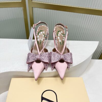 Valentino authentic quality shoes 2026