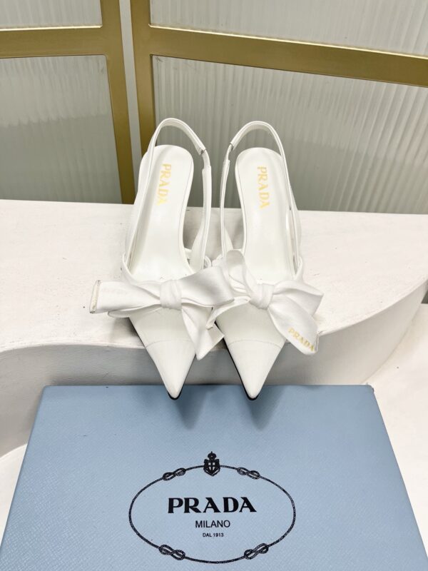 Prada authentic quality shoes 2026