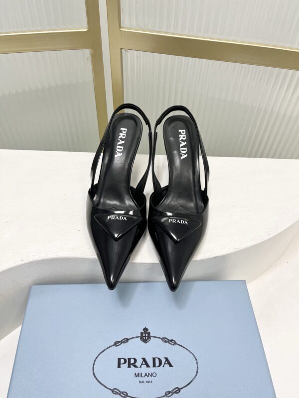 Prada authentic quality shoes 2026