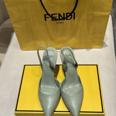 Fendi authentic quality shoes 2026