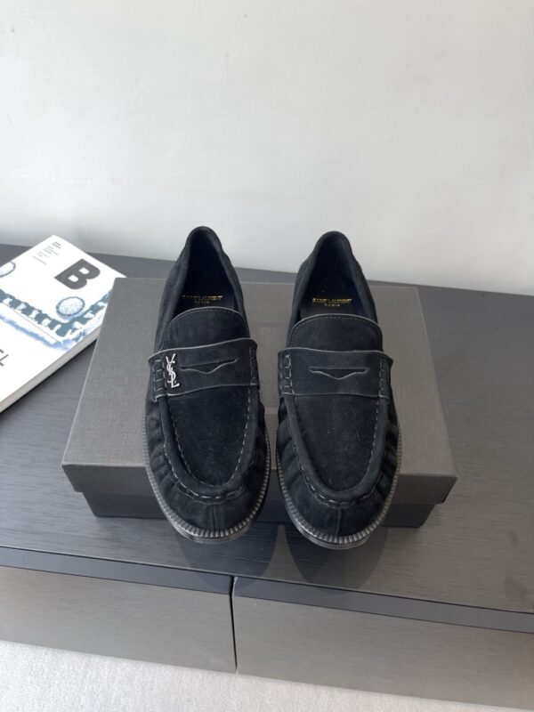 Saint Laurent authentic quality shoes 2026
