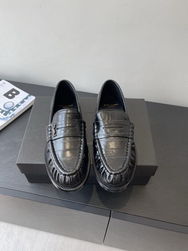 Saint Laurent authentic quality shoes 2026