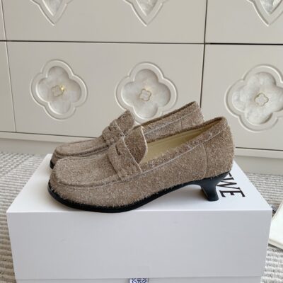 Loewe authentic quality shoes 2026