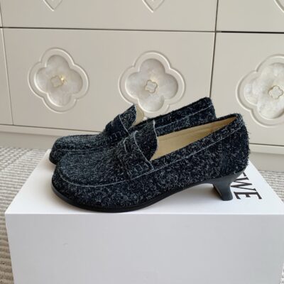 Loewe authentic quality shoes 2026