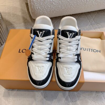 Louis Vuitton authentic quality sneakers 2026