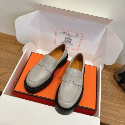 Hermes authentic quality shoes 2026