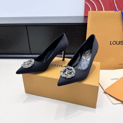Louis Vuitton authentic quality shoes 2026