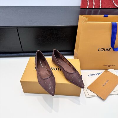 Louis Vuitton authentic quality shoes 2026