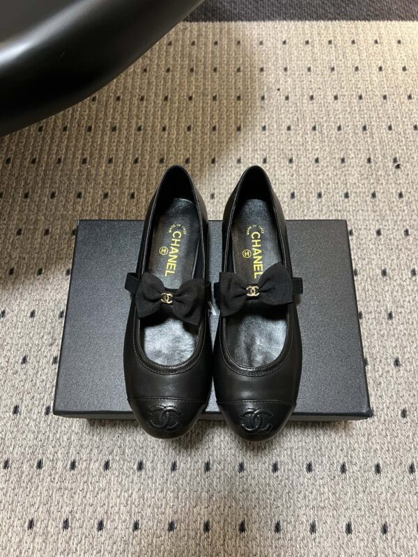 Chanel authentic quality shoes 2026