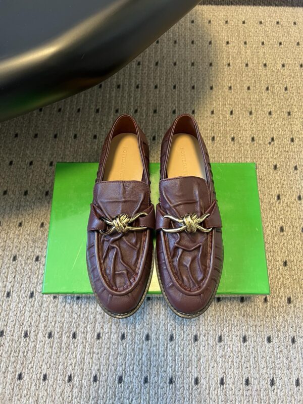 Bottega Veneta authentic quality shoes 2026