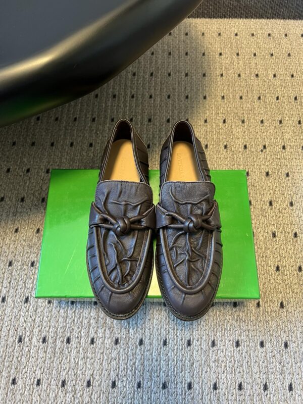 Bottega Veneta authentic quality shoes 2026