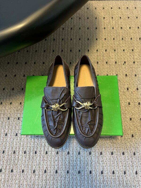 Bottega Veneta authentic quality shoes 2026