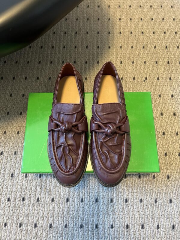 Bottega Veneta authentic quality shoes 2026