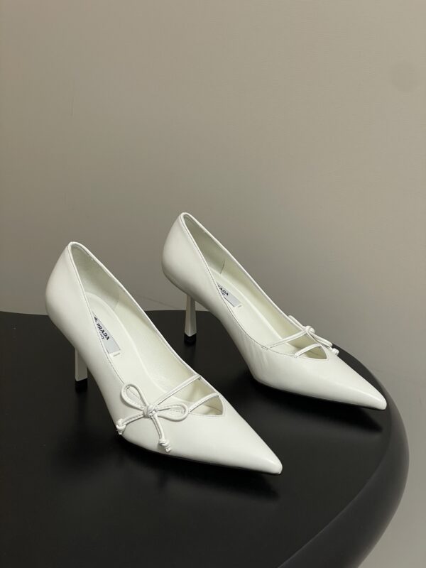 Prada authentic quality shoes 2026