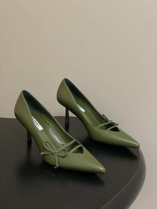 Prada authentic quality shoes 2026