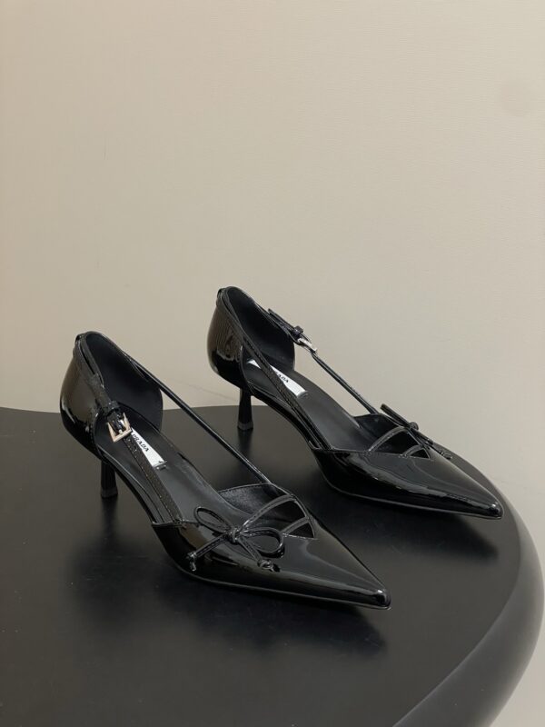 Prada authentic quality shoes 2026