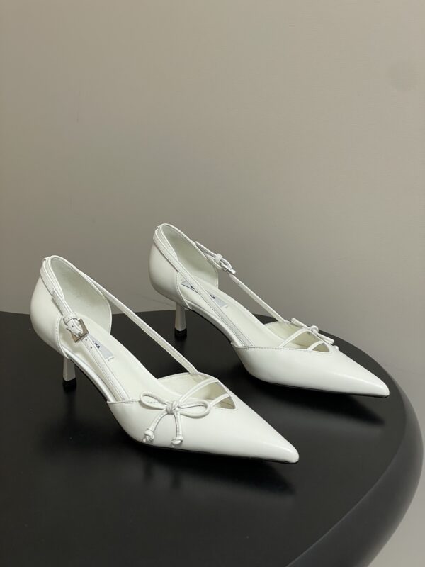 Prada authentic quality shoes 2026