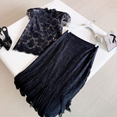 VALEN 26W Fireflies Series Black Lace Stand-Collar Top with Structured Shoulders